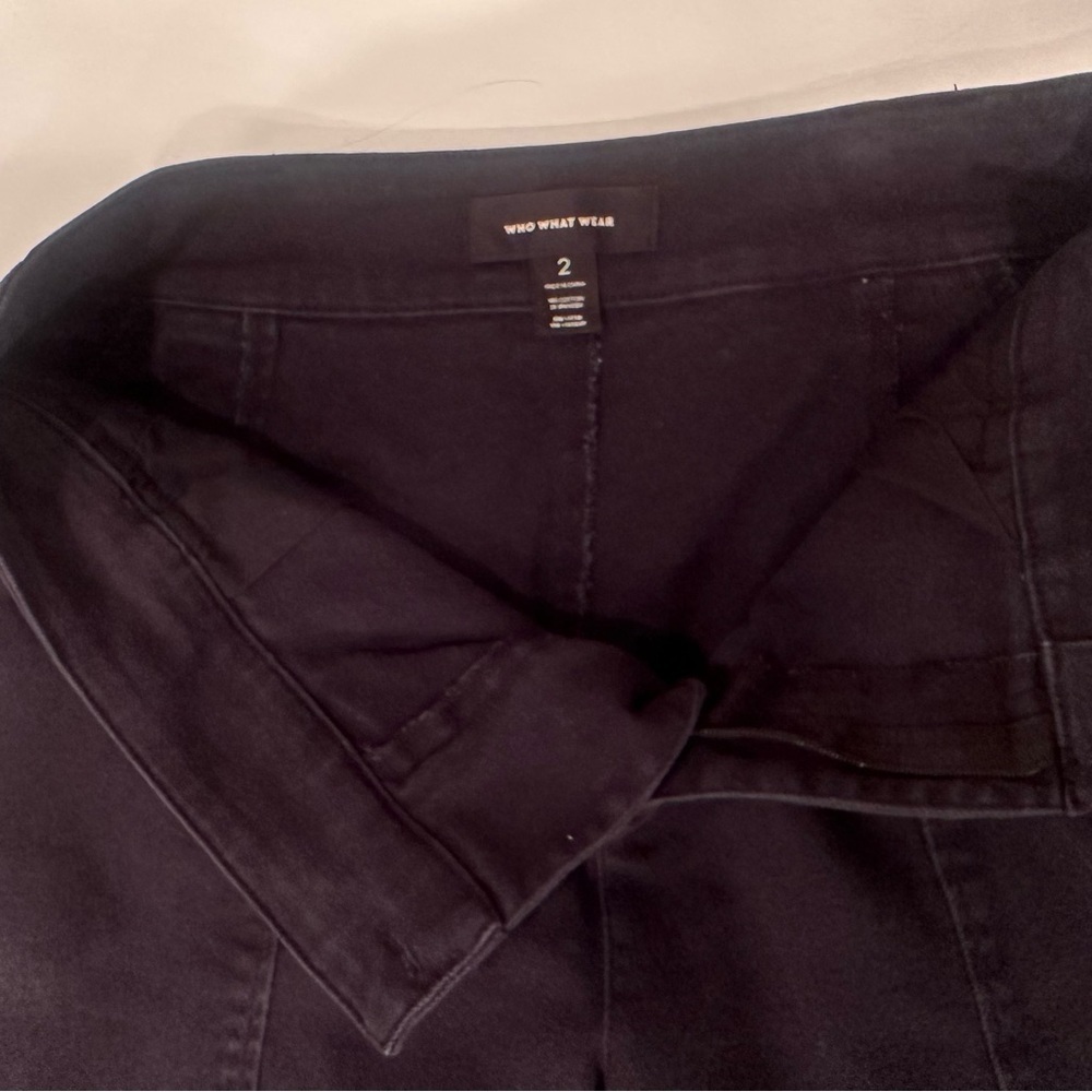 Who What Wear Black High Rise Jeans Classic Style Buttons on Leg Sz 2 Versatile - Picture 7 of 7
